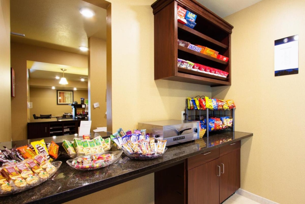 Cobblestone Inn & Suites - Corry Image 10