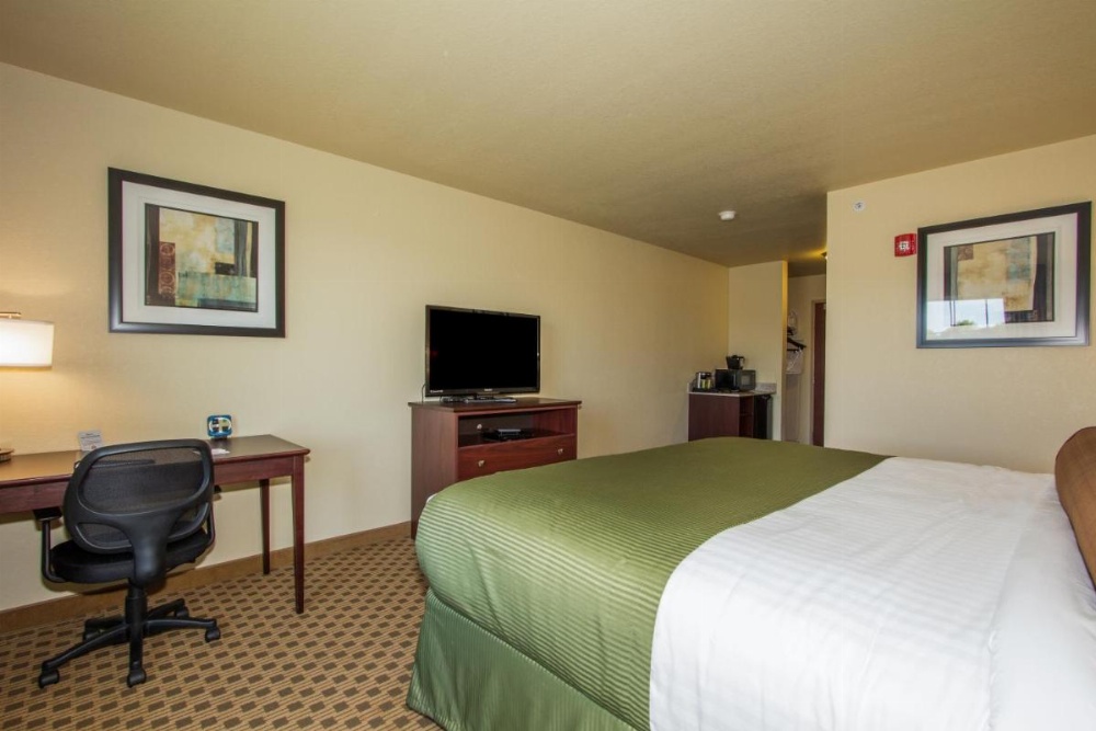 Room image 3